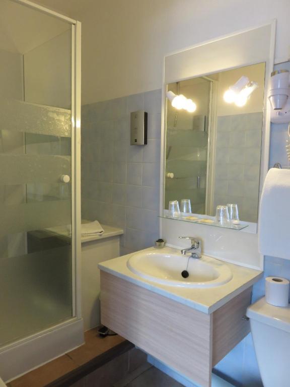 Le Relais Du Pont De Rhodes Hotel Frayssinet Værelse billede
